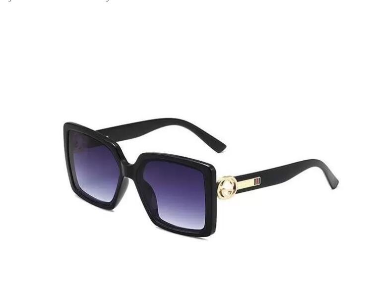 2023 Classic Womans Sunglasses Luxury Mens Sun glasses UV Protection men Designer eyeglass Gradient Metal hinge Fashion women spectacles with Original boxs 8930
2023 Classic Womans Sunglasses Luxury Mens Sun glasses UV Protection men Designer eyeglass Gradient Metal hinge Fashion women spectacles with Original boxs 8930