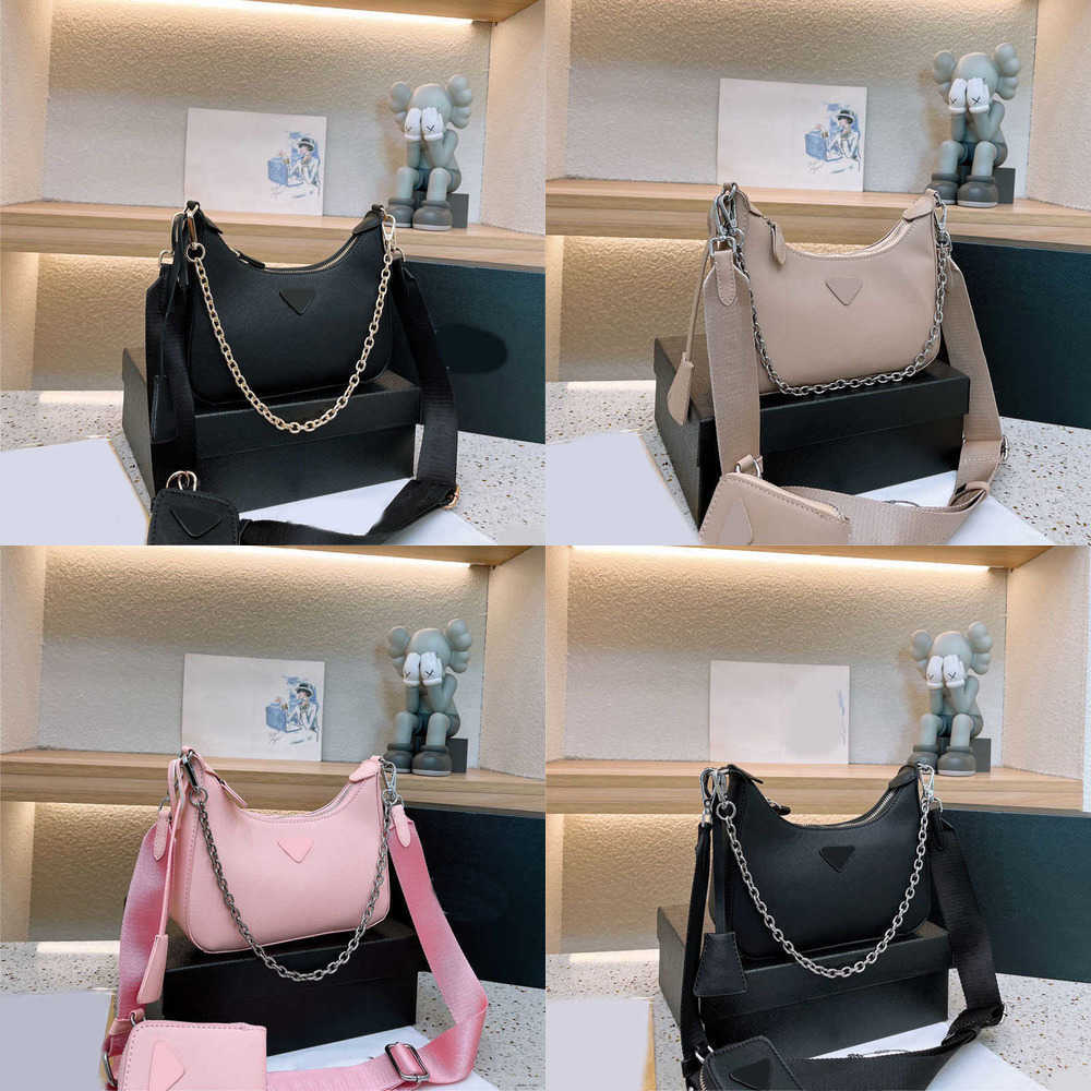 3 in 1 designe Bags hobo underarm bags women Chain Shoulder Bag Waterproof leather Wide Shoulder Messenger handbags 221111, Black-gold chain
3 in 1 designe Bags hobo underarm bags women Chain Shoulder Bag Waterproof leather Wide Shoulder Messenger handbags 221111, Black-gold chain