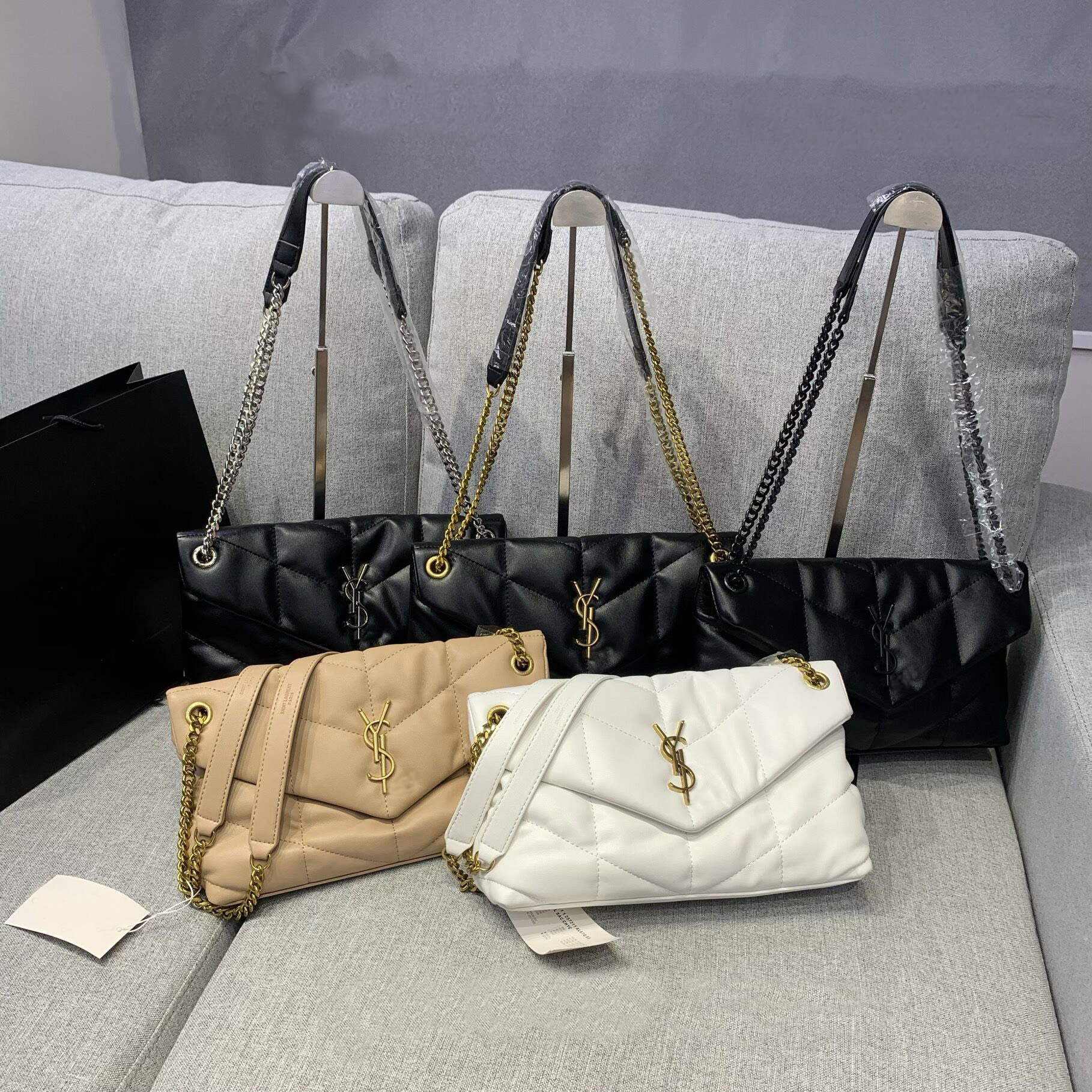 TOP QUALITY FASHION WOMEN luxurys designers bags real leather Handbags messenger crossbody chain shoulder bag Totes YS Wallet, Black gold chain
TOP QUALITY FASHION WOMEN luxurys designers bags real leather Handbags messenger crossbody chain shoulder bag Totes YS Wallet, Black gold chain