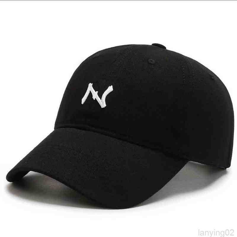 New Men's Women's Baseball Caps Fashion Classic Embroidered Letter n Casual Hat Couples with the Same Letter y Beach Hat S016ORS
New Men's Women's Baseball Caps Fashion Classic Embroidered Letter n Casual Hat Couples with the Same Letter y Beach Hat S016ORS