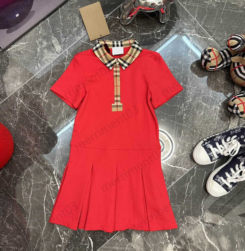 Red Girls Clothes Designer Dresses Summer Fashion Retro Casual Loose Luxury Solid Plaid Stripe Polo Short Sleeve Princess Dress Toddler Skirt 0206
Red Girls Clothes Designer Dresses Summer Fashion Retro Casual Loose Luxury Solid Plaid Stripe Polo Short Sleeve Princess Dress Toddler Skirt 0206