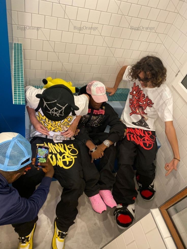 Men's Pants Hip Hop Yellow Print Casual Pants Men Black Cargo Harem Trousers Male Joggers Sweatpants Fashion Streetwear Clothing Baggy Ropa 23032