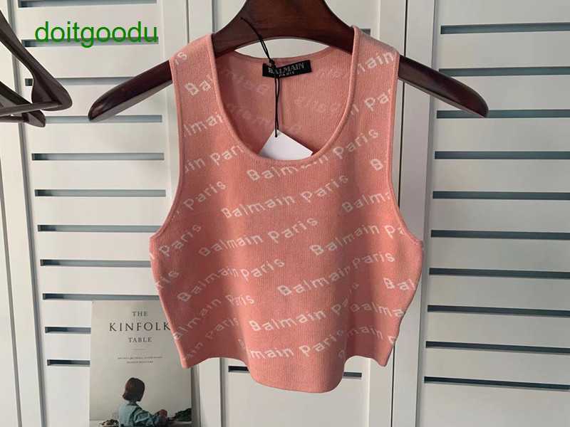 Ballmmains Spring and Summer New Knitted Jacquard Letter Open Umbilical Tank Top Strap Women' Ins Network Red Same Style t Shirt C5sz, Red black characters
Ballmmains Spring and Summer New Knitted Jacquard Letter Open Umbilical Tank Top Strap Women' Ins Network Red Same Style t Shirt C5sz, Red black characters