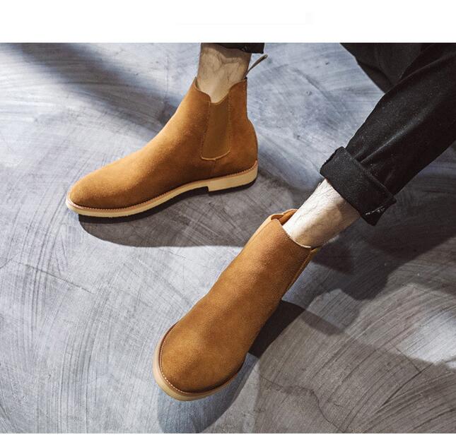 Autumn and Winter British Martin Boots Pointed Casual Shoes Leather High-top Men's Chelsea Boots Motorcycle Boots Yellow color