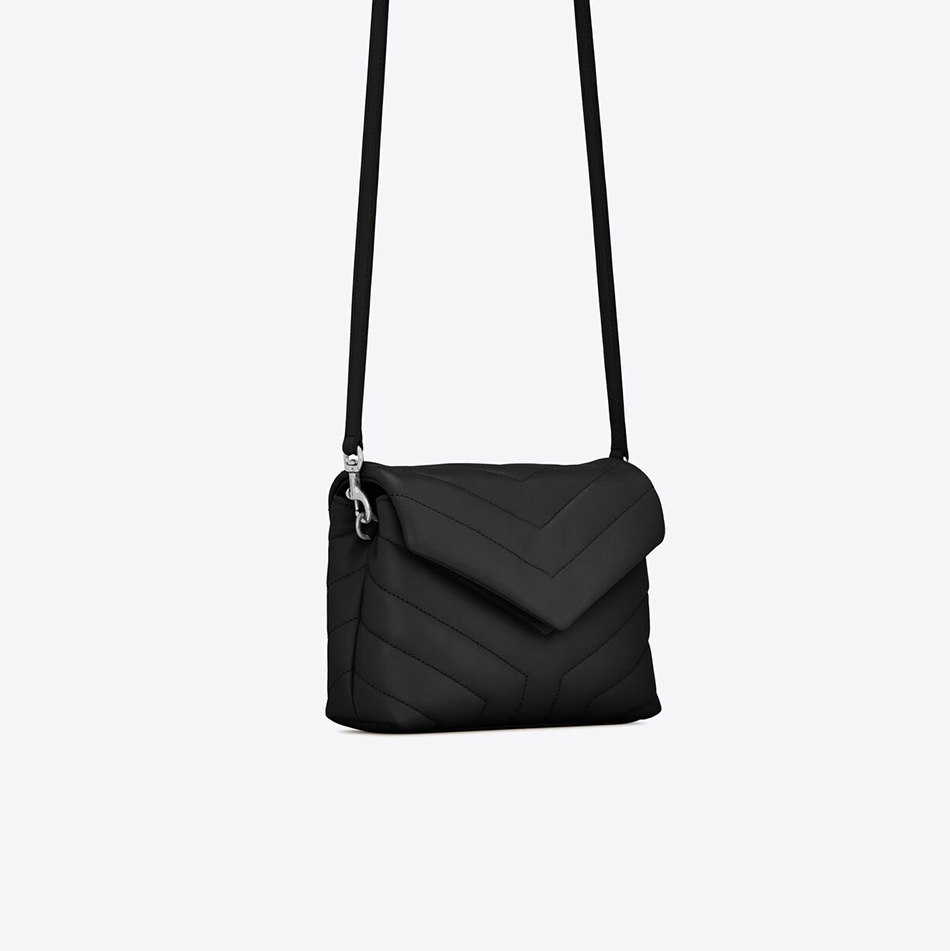 LOULOU PUFFER shoulder bag Top quality handbag luxury designer bag Genuine Leather Evening Bags Flip cover oblique stripe metal chain women crossbody bag, Black gold metal
LOULOU PUFFER shoulder bag Top quality handbag luxury designer bag Genuine Leather Evening Bags Flip cover oblique stripe metal chain women crossbody bag, Black gold metal