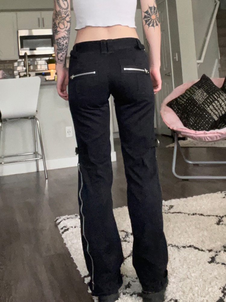 Women's Jeans SUCHCUTE Punk Rivets Zipper Black Straight Gothic Low Waist Women Denim Trousers Aesthetic Streetwear Dark Academia Pants 230325