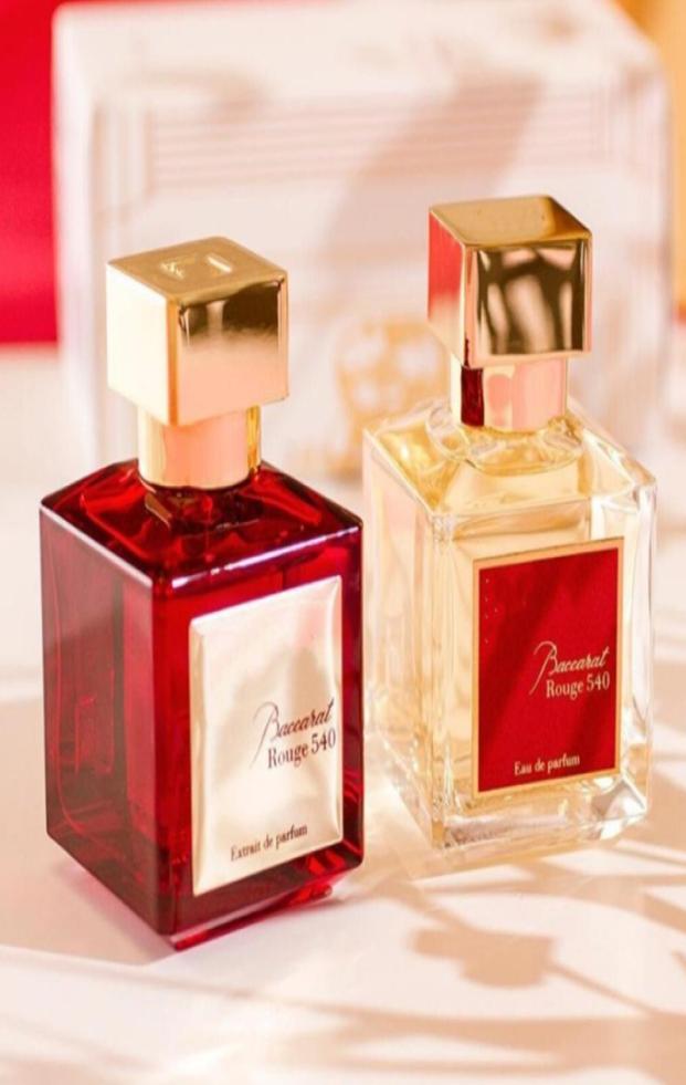 Promotion perfumes TOP woman man Rouge 540 Baccarat Perfume 70ml Extrait Eau De Parfum 24FLOZ Maison Paris Unisex Fragrance Long7676295
Promotion perfumes TOP woman man Rouge 540 Baccarat Perfume 70ml Extrait Eau De Parfum 24FLOZ Maison Paris Unisex Fragrance Long7676295