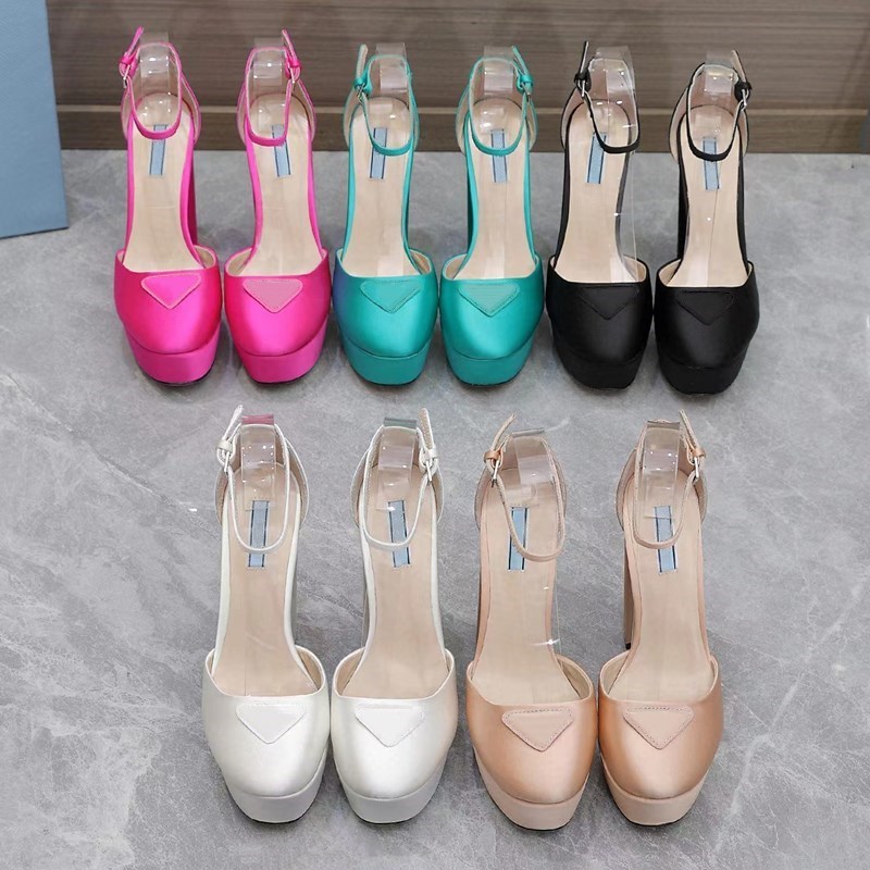rhinestone sandals Luxury Designers womens platform heel dress shoes Classic triangle buckle Embellished Ankle strap Pumps 10.5CM high Heeled women sandal2023, Bluebox
rhinestone sandals Luxury Designers womens platform heel dress shoes Classic triangle buckle Embellished Ankle strap Pumps 10.5CM high Heeled women sandal2023, Bluebox