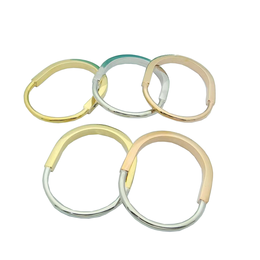 Fashion Love Bracelet Women's Rose Gold Silver Women's Bracelet Titanium Steel Screwdriver Diamond Luxury Designer Jewelry Women's Men's Bracelet With Original Box 81
Fashion Love Bracelet Women's Rose Gold Silver Women's Bracelet Titanium Steel Screwdriver Diamond Luxury Designer Jewelry Women's Men's Bracelet With Original Box 81