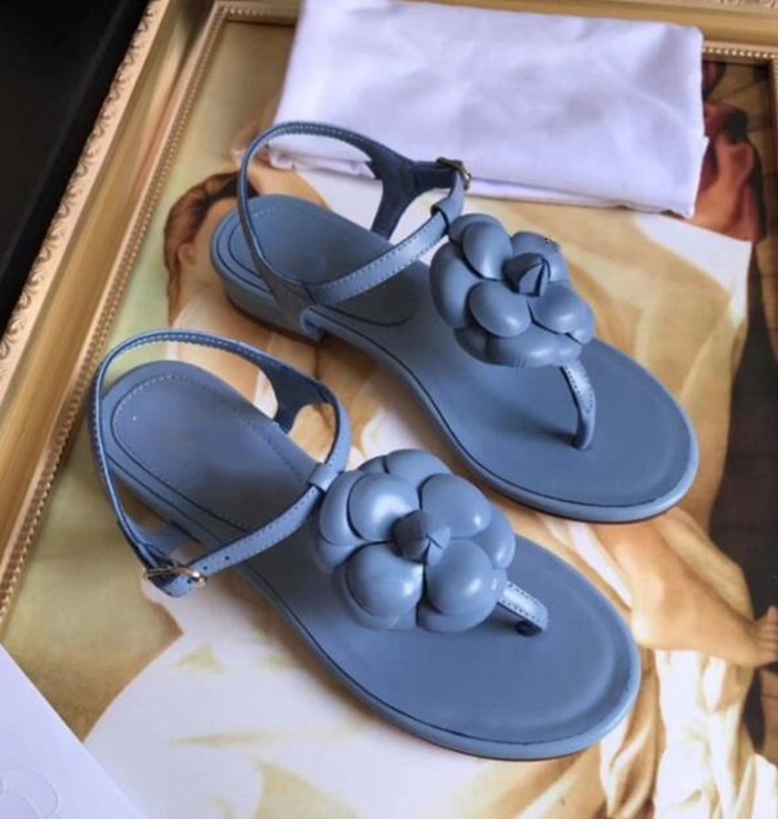Fashion Women's Casual sandals Summer Beach slippers Leather High quality shoes female flip flops woman Sandals Famous Designer Women
Fashion Women's Casual sandals Summer Beach slippers Leather High quality shoes female flip flops woman Sandals Famous Designer Women