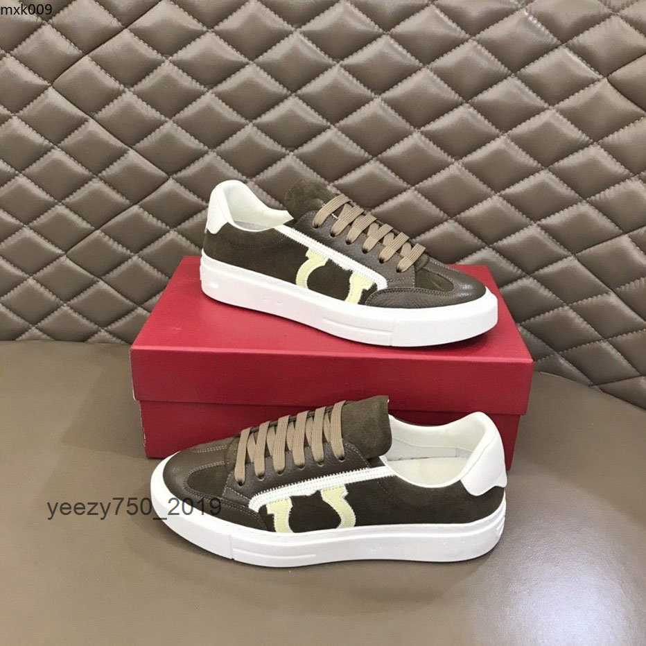new high quality men's fashion leather sneakers Ferragamos daily casual shoes embroidered pattern m9hy0000000002
new high quality men's fashion leather sneakers Ferragamos daily casual shoes embroidered pattern m9hy0000000002