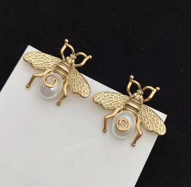 Designer Stud earrings brass material 925 silver needles anti-allergic bee luxury brand earring ladies weddings parties gifts exquisite jewelry
Designer Stud earrings brass material 925 silver needles anti-allergic bee luxury brand earring ladies weddings parties gifts exquisite jewelry