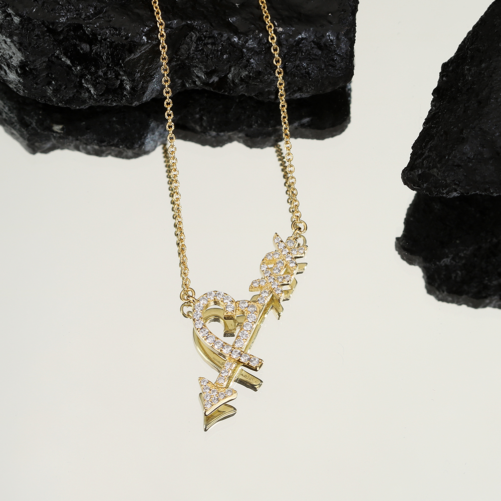 gold silver Diamond Arrow Love Luxury Designer Pendant Necklaces Classic Crysatl Rhinestone Necklace for men Women Wedding Party Jewerlry Accessories gifts girls
gold silver Diamond Arrow Love Luxury Designer Pendant Necklaces Classic Crysatl Rhinestone Necklace for men Women Wedding Party Jewerlry Accessories gifts girls