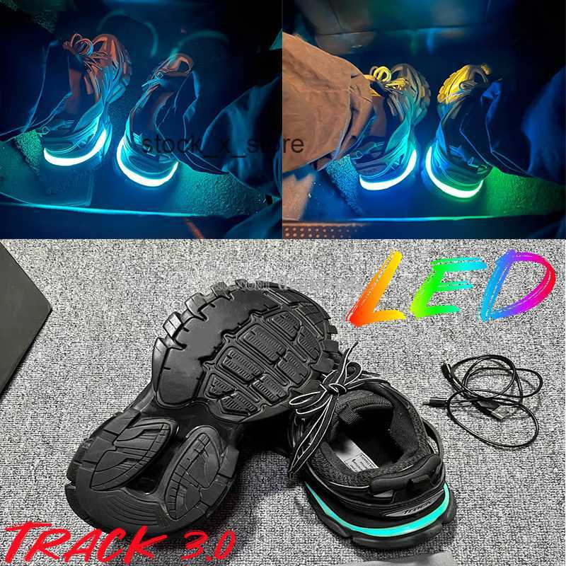 Designer Luxury Casual Shoes Track 3.0 LED Sneaker Lighted Gomma leather Womens Mens Trainer Nylon Printed Platform Sneakers Men Light, 11
Designer Luxury Casual Shoes Track 3.0 LED Sneaker Lighted Gomma leather Womens Mens Trainer Nylon Printed Platform Sneakers Men Light, 11