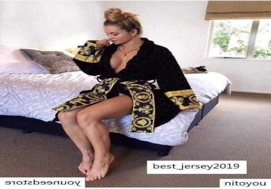 Designer men women luxe toweling robe Baroque knit cotton Bathrobe Shawl collar Long sleeves Selftie wrap closure Patch pockets a2002001, White
Designer men women luxe toweling robe Baroque knit cotton Bathrobe Shawl collar Long sleeves Selftie wrap closure Patch pockets a2002001, White