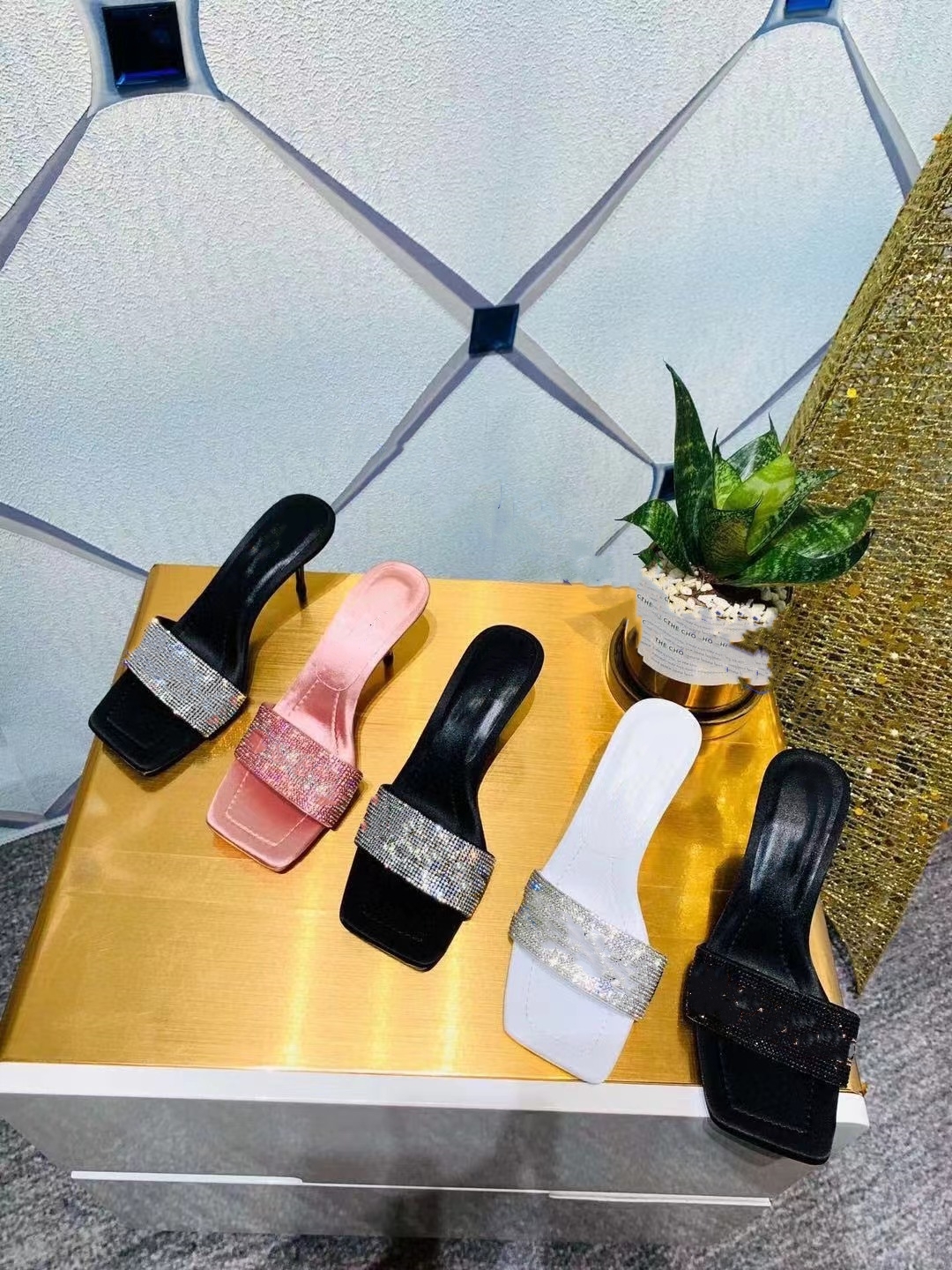 Slippers Classics Women shoes heels Sandals fashion Beach Thick bottom Dress Shoes Alphabet lady Sandal Leather High heel lides Women Shoes High Heels Womens, Grey
Slippers Classics Women shoes heels Sandals fashion Beach Thick bottom Dress Shoes Alphabet lady Sandal Leather High heel lides Women Shoes High Heels Womens, Grey