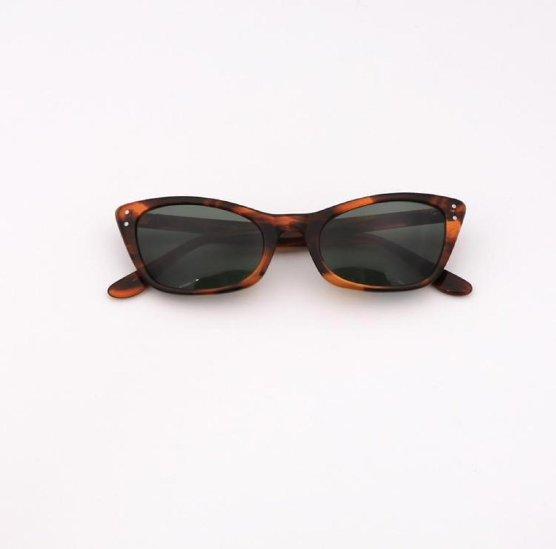Designer Sunglasses Limted Men Women bring Metal Vintage 2299 Sunglasses butterfly Style Square Frameless UV 400 51mm Lens Origina2578581
Designer Sunglasses Limted Men Women bring Metal Vintage 2299 Sunglasses butterfly Style Square Frameless UV 400 51mm Lens Origina2578581
