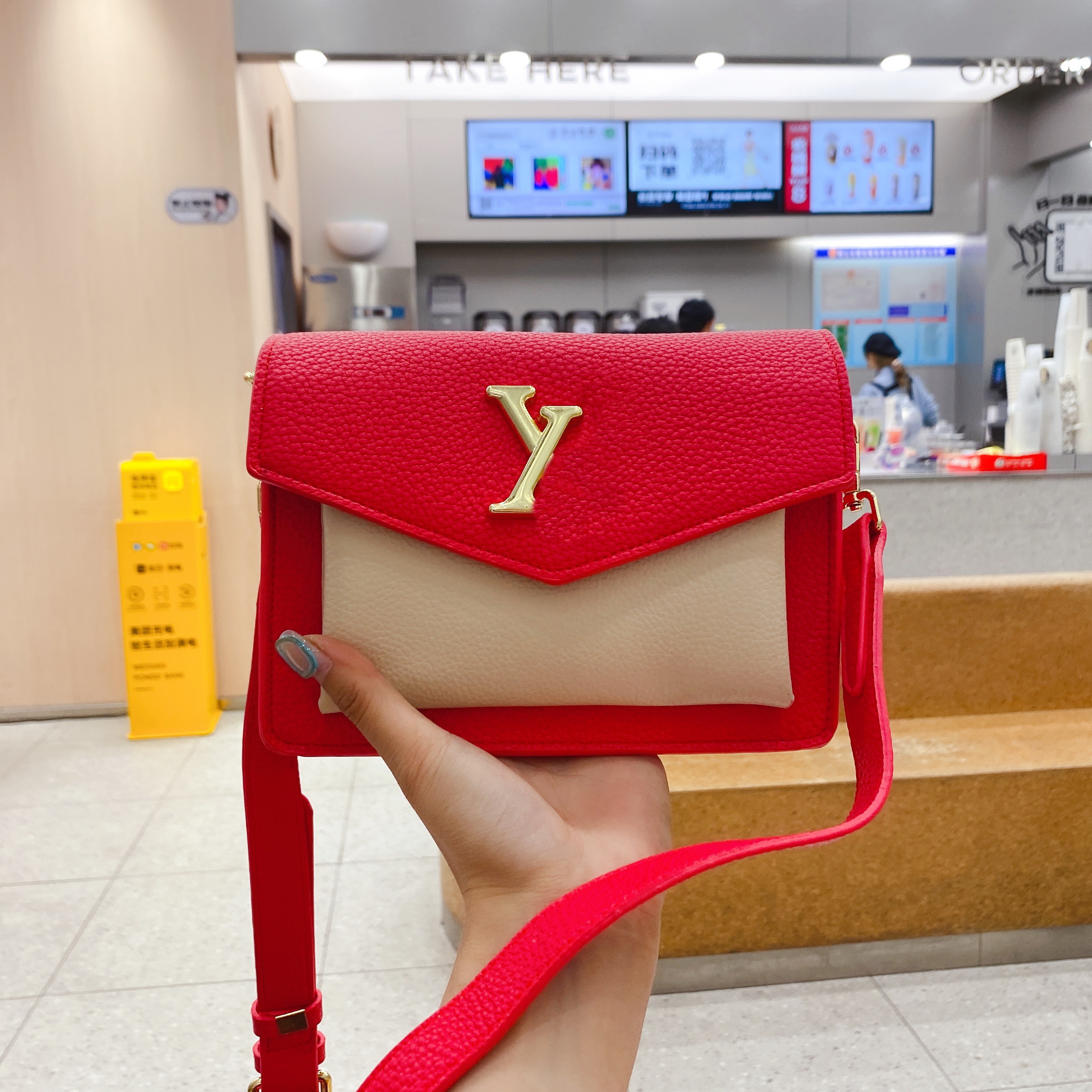 New Handbag Women Handbags Shoulder Bags Crossbody Soho Bag Disco Messenger Bag Purse Wallet, 37x19x26cm
New Handbag Women Handbags Shoulder Bags Crossbody Soho Bag Disco Messenger Bag Purse Wallet, 37x19x26cm