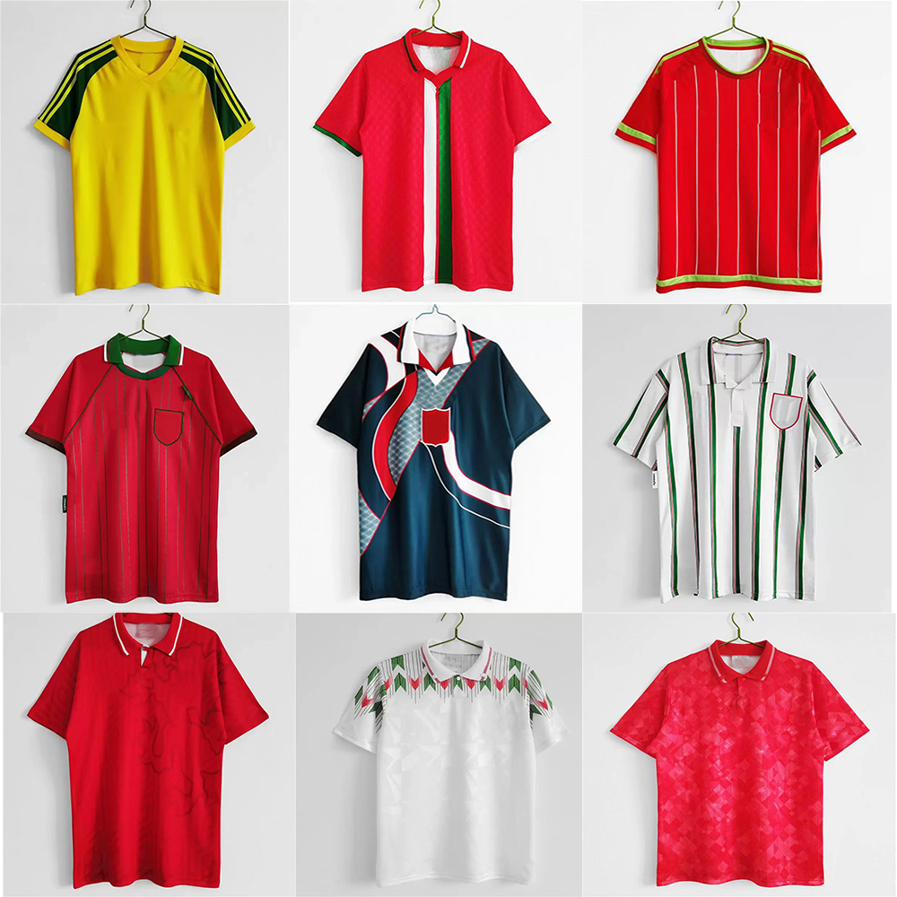 90/92 Wales retro soccer jerseys 94 95 96 Giggs Hughes Saunders Rush Boden Speed vintage classic shirt 1982 Maillots de football uniforms, Giggs 11
90/92 Wales retro soccer jerseys 94 95 96 Giggs Hughes Saunders Rush Boden Speed vintage classic shirt 1982 Maillots de football uniforms, Giggs 11
