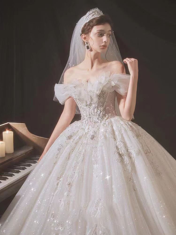 a line Dresses Vintage Lace Appliqued Beaded Wedding Newest Sexy Scoop Neck Sleeveless Bridal Gowns Plus Size Country Dress Vestido De Noiva