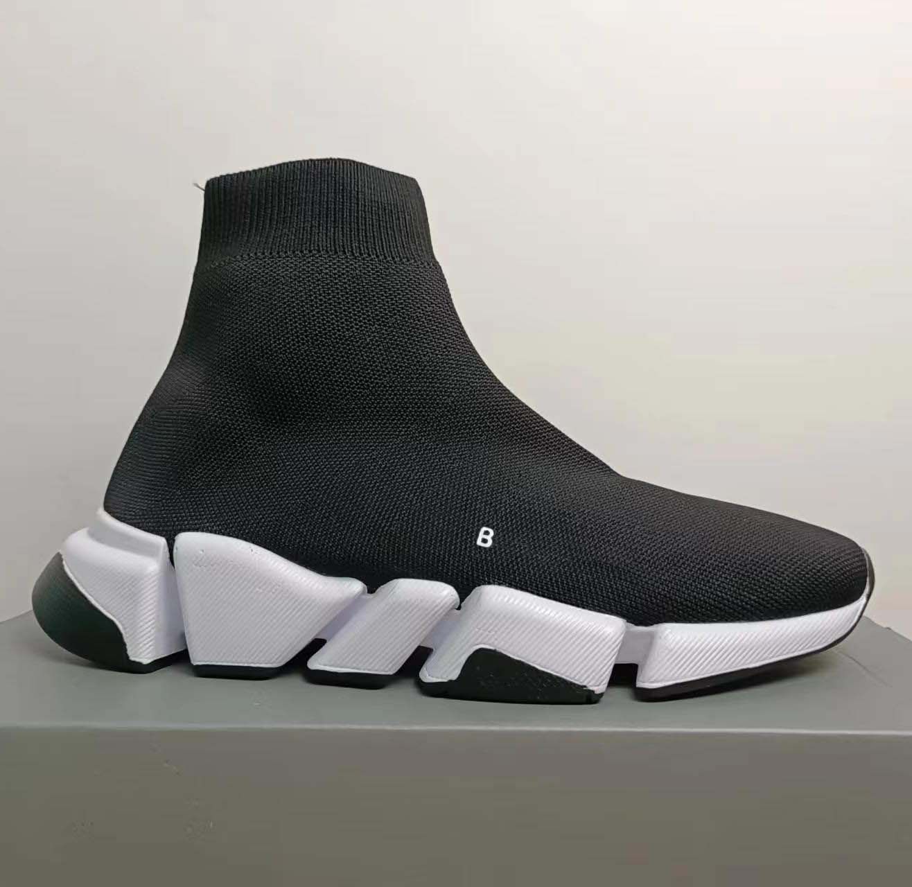 2023 spring new boot breathable high-top socks shoes sports elastic leisure couple socks tide shoes knitted men's shoes, #16
2023 spring new boot breathable high-top socks shoes sports elastic leisure couple socks tide shoes knitted men's shoes, #16