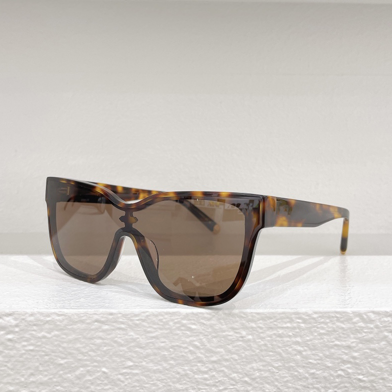 Sunglasses For Women and Men Summer 1843 Designers Style Anti-Ultraviolet Retro Plate Full Frame Glasses Random Box
Sunglasses For Women and Men Summer 1843 Designers Style Anti-Ultraviolet Retro Plate Full Frame Glasses Random Box