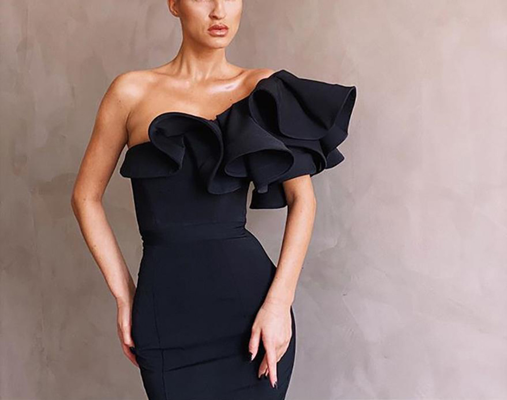 Prom Party Gown Evening Dresses One-Shoulder Mermaid Floor-Length Sweep Train Satin long Black Sexy Button