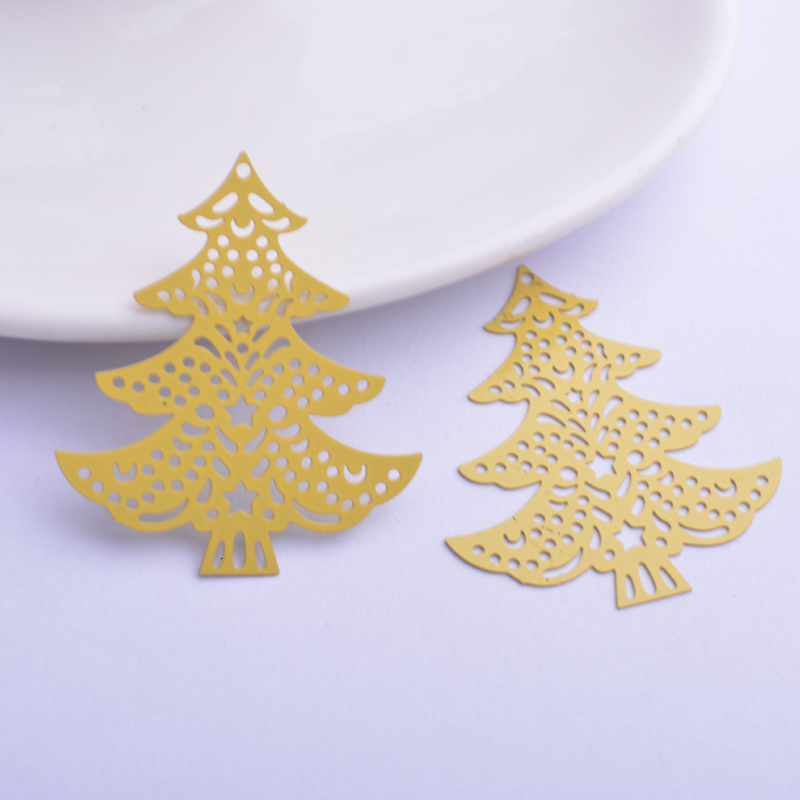 Charms 30pcs Ac4270 35*40mm Filigree Christmas Tree Charms Brass Trees Pendant DIY Earring Findings 230325