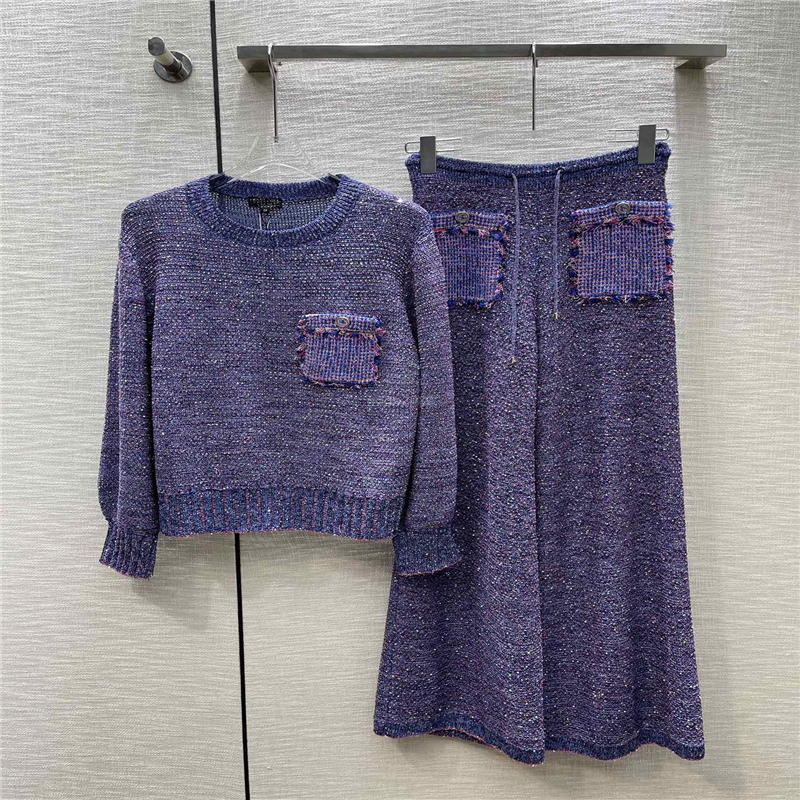 23SS Tweed Women Designer Tracksuits Knits Two Piece Pants Set With Crystal Buttons Girls Brand Jersey Jogging Shirts Pullover Sweater Outwear Tops Pant Suits, Customize
23SS Tweed Women Designer Tracksuits Knits Two Piece Pants Set With Crystal Buttons Girls Brand Jersey Jogging Shirts Pullover Sweater Outwear Tops Pant Suits, Customize
