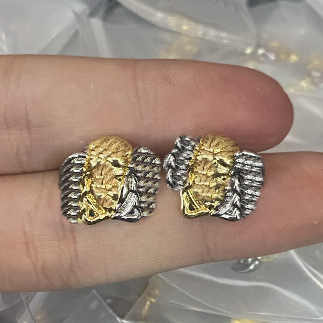Color matching Designer jewelry Full diamonds Stud Earrings women's Ear Studs Banshee Medusa Head Portrait Pattern Earring New Designed HMER27 --01
Color matching Designer jewelry Full diamonds Stud Earrings women's Ear Studs Banshee Medusa Head Portrait Pattern Earring New Designed HMER27 --01