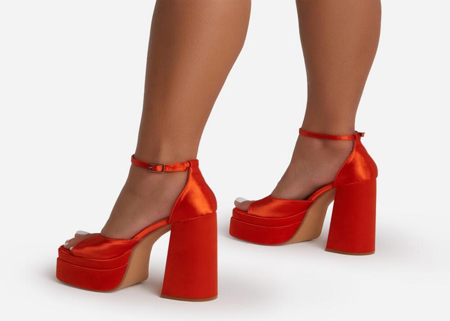 platform sandals SpringSummer New European and American Fashion Party Fish Mouth Shoes Ladies High Heels open toe shoes for women4298879, Yellow
platform sandals SpringSummer New European and American Fashion Party Fish Mouth Shoes Ladies High Heels open toe shoes for women4298879, Yellow