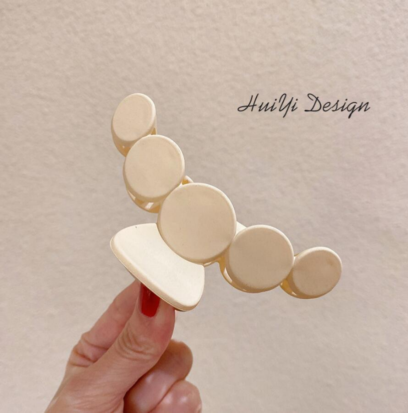 New Style Headband For Womens Fashion Head Ladies Birthday Wedding Couple Gift Designer Hairpins Hair Accessories Retro Style 4Colors P741
New Style Headband For Womens Fashion Head Ladies Birthday Wedding Couple Gift Designer Hairpins Hair Accessories Retro Style 4Colors P741