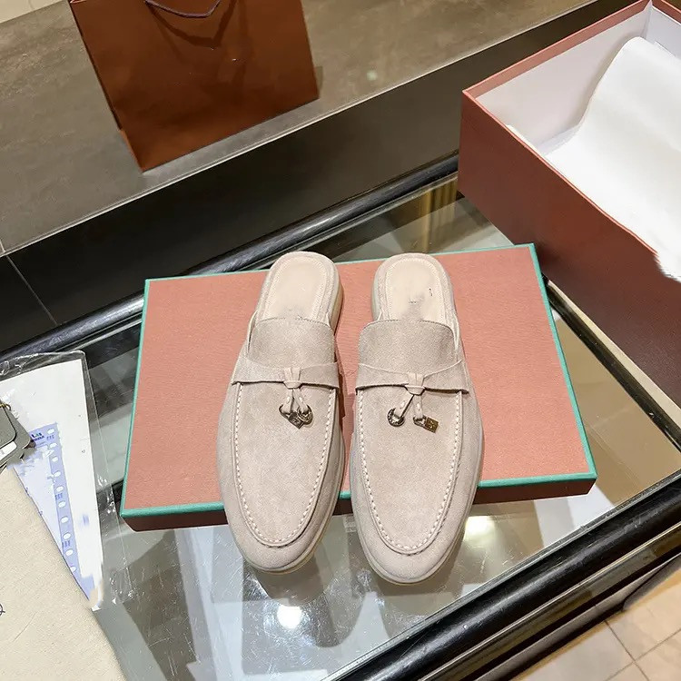 Designer Shoes LP slipper Men Suede Loafers Summer Charms Embellished Walk Shoe Apricot Leather Casual Shoe Slip On Flats Lady Luxury top quality 03
Designer Shoes LP slipper Men Suede Loafers Summer Charms Embellished Walk Shoe Apricot Leather Casual Shoe Slip On Flats Lady Luxury top quality 03
