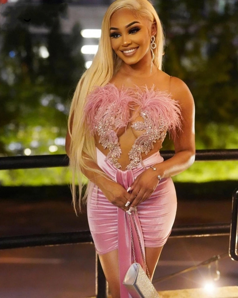 Sexy Veet Pink Prom Dresses Illusion Beads Crystals Feathers Birthday Tail Party Performance Gowns Robe De Bal