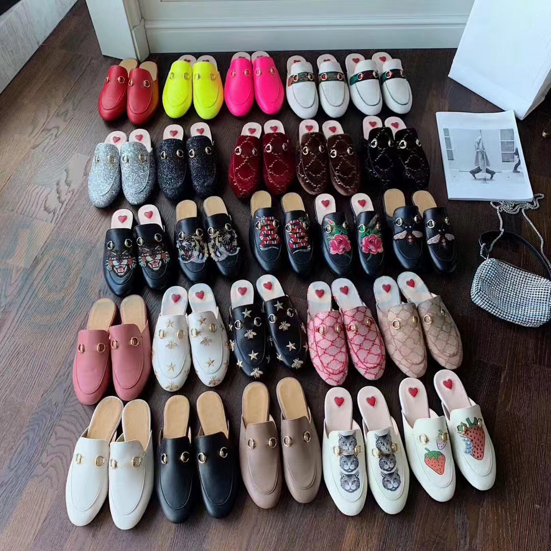 Unisex luxury shoe designer woman man slipper jumbo Princetown leather mule slide Horsebit summer outside canvas flower velvet sandale, #24
Unisex luxury shoe designer woman man slipper jumbo Princetown leather mule slide Horsebit summer outside canvas flower velvet sandale, #24
