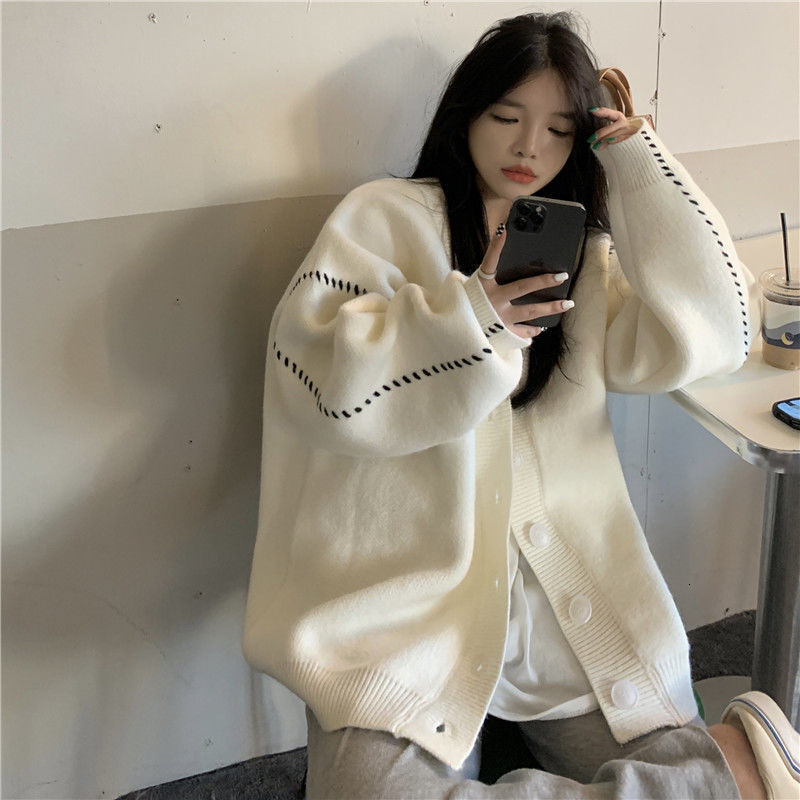 Women's Knits Tees Autumn Winter Lazy Style Vneck Knitted Sweater Cardigan Women Korean Version Loose Casual Allmatch Sweaters Coat Crop 230327