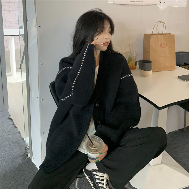 Women's Knits Tees Autumn Winter Lazy Style Vneck Knitted Sweater Cardigan Women Korean Version Loose Casual Allmatch Sweaters Coat Crop 230327