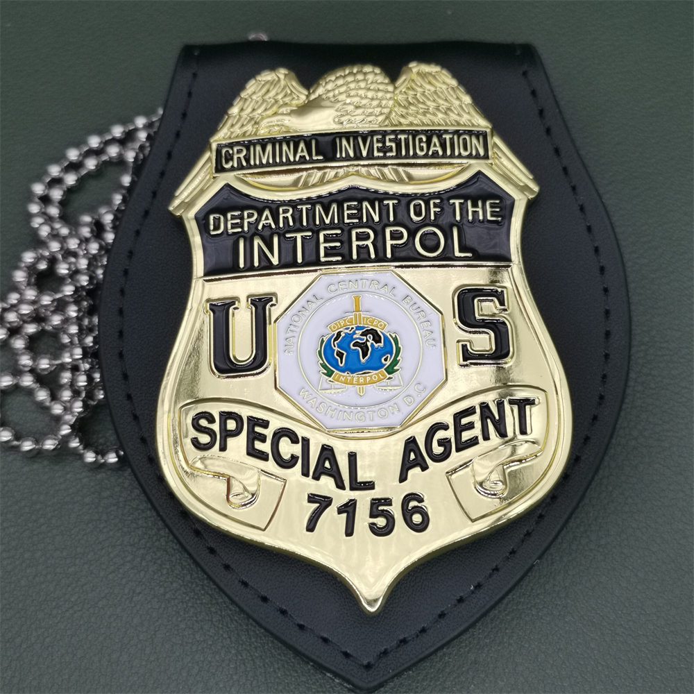 Decorative Objects Figurines U.S. DEPARTMENT OF THE INTERPOL Special Agent Metal Badge NO.7156 Cosplay Detective Movie Prop Halloween Gift 230327
Decorative Objects Figurines U.S. DEPARTMENT OF THE INTERPOL Special Agent Metal Badge NO.7156 Cosplay Detective Movie Prop Halloween Gift 230327