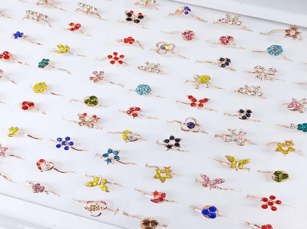 Fashion Crystal Zircon Rings For Women Colorful Sweet Flower Butterfly Ring Female Wedding Engagement Jewelry Gift8302868
Fashion Crystal Zircon Rings For Women Colorful Sweet Flower Butterfly Ring Female Wedding Engagement Jewelry Gift8302868
