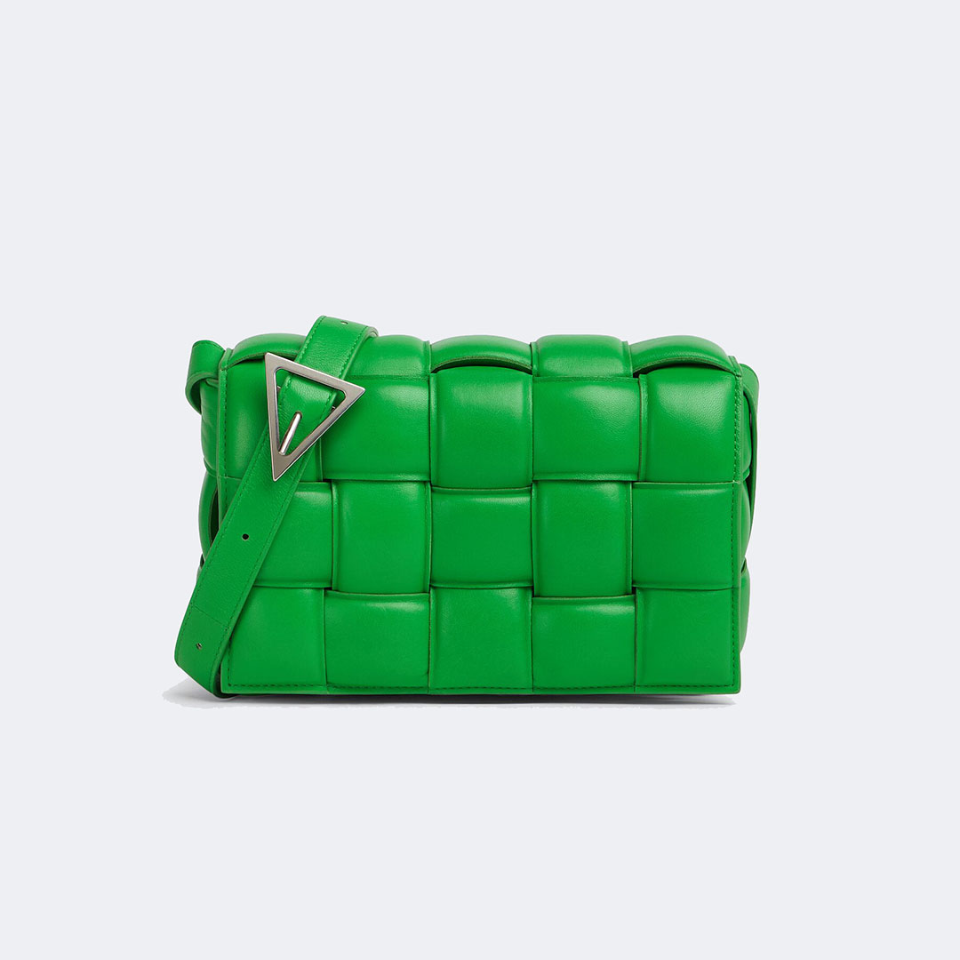 2023 Padded Cassette Bag Fashion Designer Woman Bag Women Shoulder bag Handbag Purse Original Box Genuine Leather cross body chain high grade quality, Color 1
2023 Padded Cassette Bag Fashion Designer Woman Bag Women Shoulder bag Handbag Purse Original Box Genuine Leather cross body chain high grade quality, Color 1
