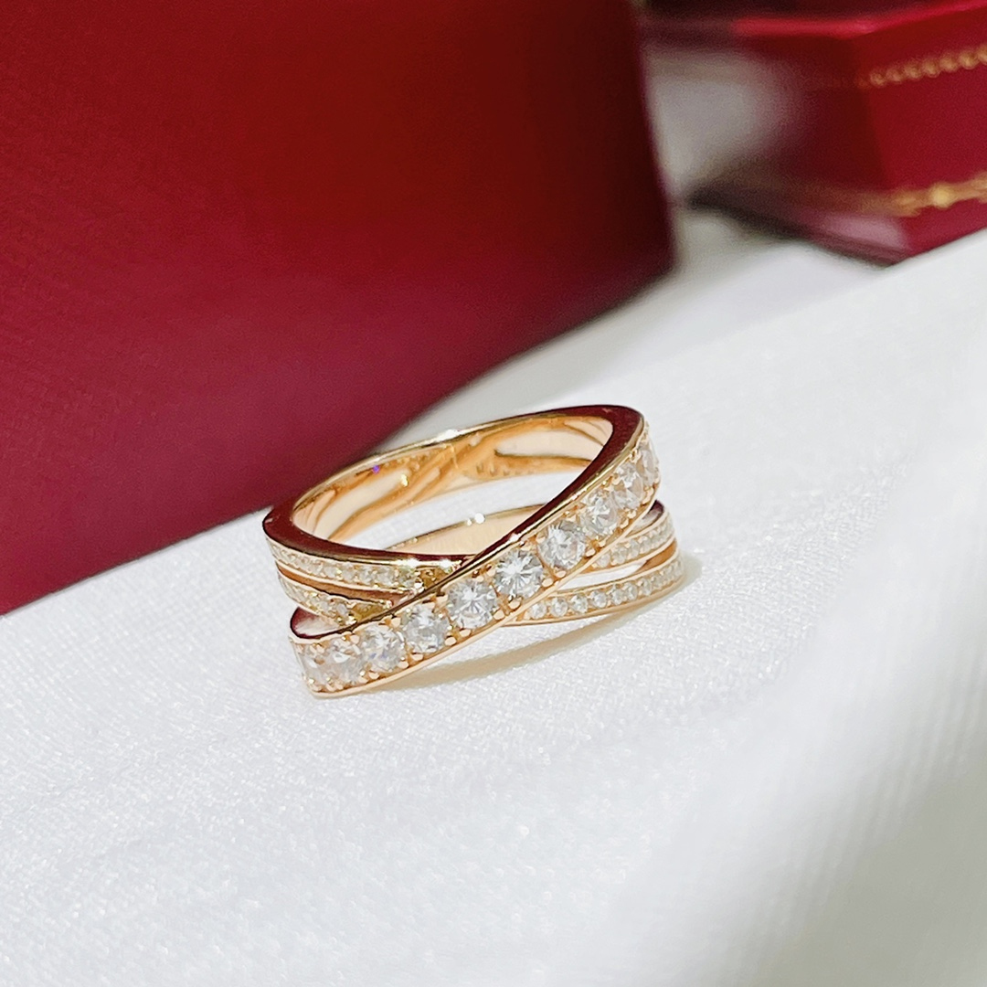 designer rings for women fine workmanship personality gold and silver jewelry couple gift pair ring Luxury trend big brand diamond ring high quality nice
designer rings for women fine workmanship personality gold and silver jewelry couple gift pair ring Luxury trend big brand diamond ring high quality nice