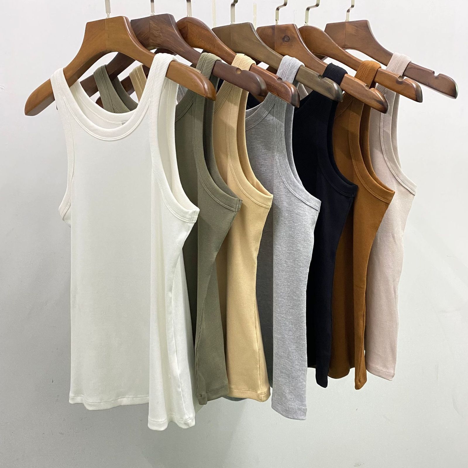 Camisoles Tanks Four Seasons Cotton Solid Color U-neck Vest Top Women 230327