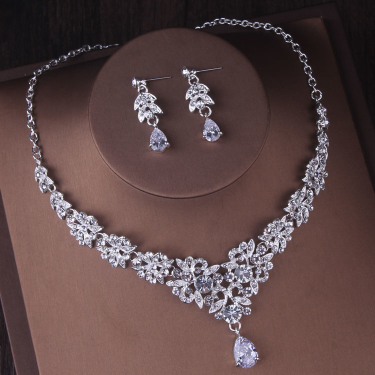 Wedding Jewelry Sets Gorgeous Silver Color Crystal Bridal Jewelry Sets Fashion Tiaras Crown Earrings Choker Necklace Women Wedding Dress Jewelry Set 2
