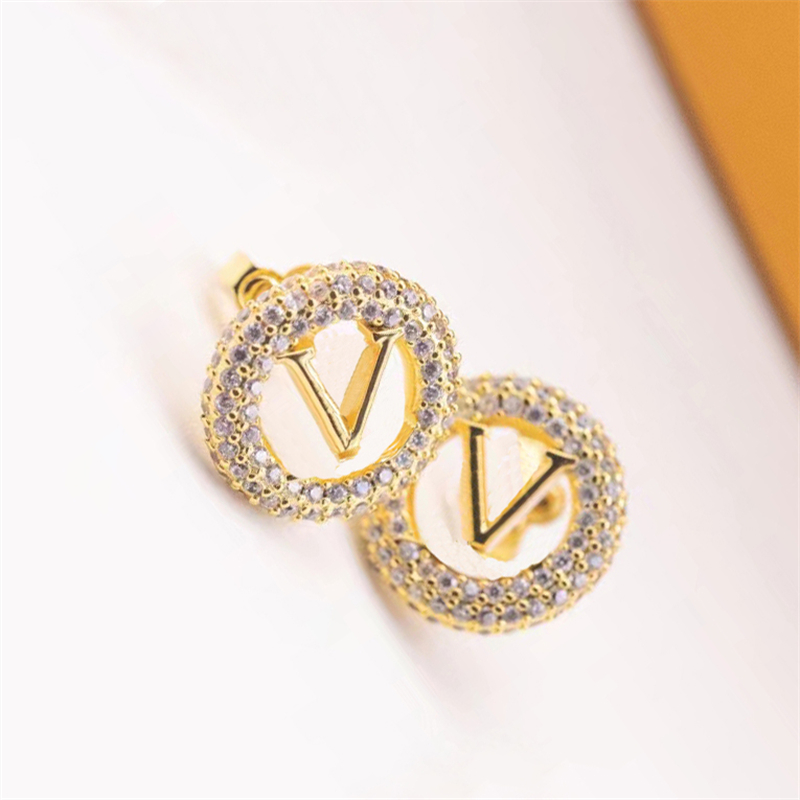 Luxury Designer Women Earstuds Hoops Brand Inlaid Rhinestone Gold Plated Ear stud Golden Letter Round Earring Wedding Party Jewelry
Luxury Designer Women Earstuds Hoops Brand Inlaid Rhinestone Gold Plated Ear stud Golden Letter Round Earring Wedding Party Jewelry