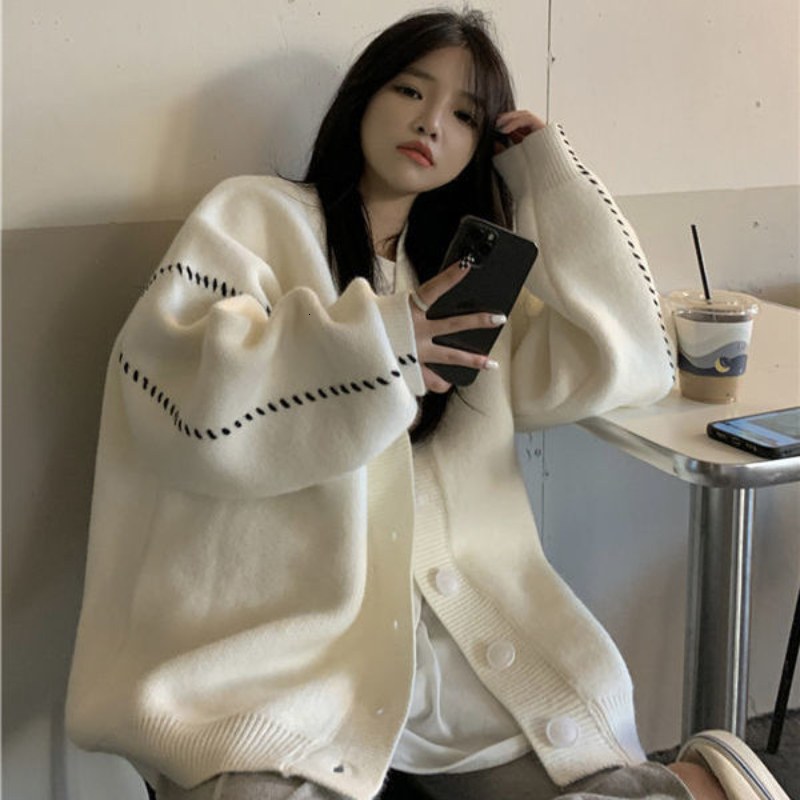 Women's Knits Tees Autumn Winter Lazy Style Vneck Knitted Sweater Cardigan Women Korean Version Loose Casual Allmatch Sweaters Coat Crop 230327