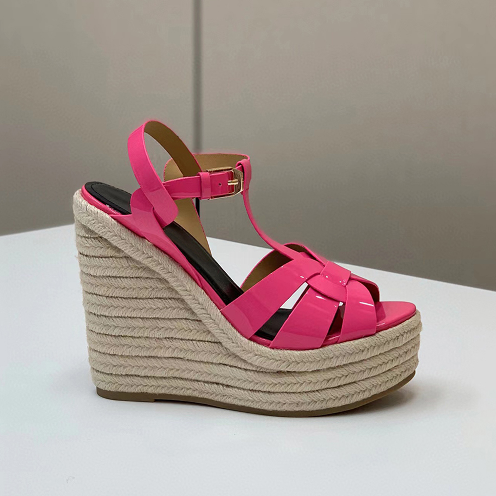 Wedge platform Sandals woven patent leather luxury designers sandal women Tapered Buckle strap super high open toes luxury designer shoes factory footwear 13CM, Beige
Wedge platform Sandals woven patent leather luxury designers sandal women Tapered Buckle strap super high open toes luxury designer shoes factory footwear 13CM, Beige