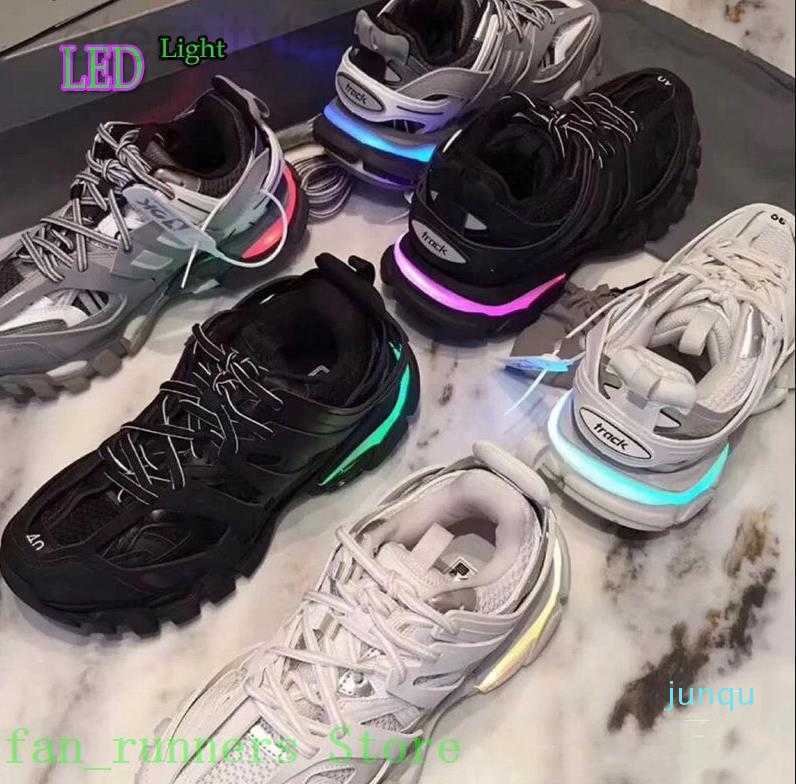Womens Designer Luxury Mens Casual Shoe Track 3.0 Sneaker Lighted Gomma leather Trainer Nylon Printed Platform Sneakers Men Light Trainers Shoes, 11
Womens Designer Luxury Mens Casual Shoe Track 3.0 Sneaker Lighted Gomma leather Trainer Nylon Printed Platform Sneakers Men Light Trainers Shoes, 11