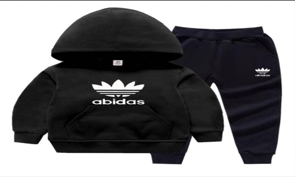 Kids Designer Clothing Sets New Luxury Print Tracksuits Fashion Letter Jackets Joggers Casual Sports Style Sweatshirt Boys Cloth5230226, Army green
Kids Designer Clothing Sets New Luxury Print Tracksuits Fashion Letter Jackets Joggers Casual Sports Style Sweatshirt Boys Cloth5230226, Army green