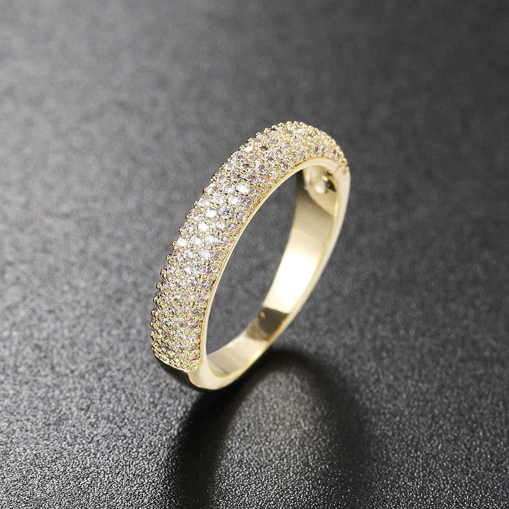 Band Rings Vintage Gold Color Ring for Women Men Trend Stacking Crystal Ring Fashion Accessories Microinlaid Zircon Jewelry Wholesale R731 Z0327
