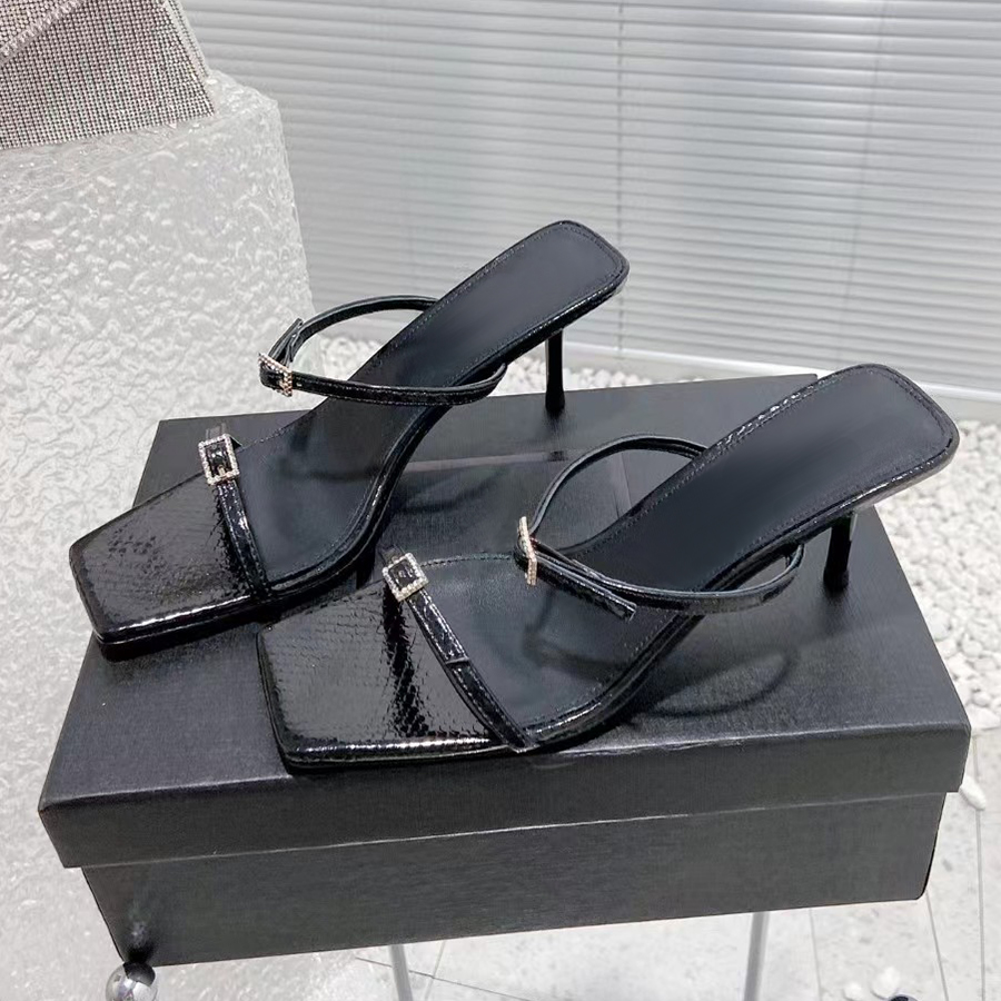 Womens Slippers for women sandal Serpentine cowhide buckle ankle strap stiletto sandals with box Designer Shoes Ladies slide heels Open Toe Slippers Slipper 8cm, Black/11cm
Womens Slippers for women sandal Serpentine cowhide buckle ankle strap stiletto sandals with box Designer Shoes Ladies slide heels Open Toe Slippers Slipper 8cm, Black/11cm
